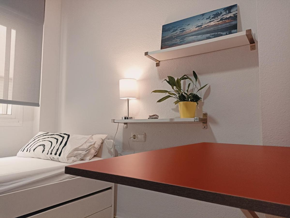 Confortable Habitacion Centrica En Piso Privado Málaga Kültér fotó