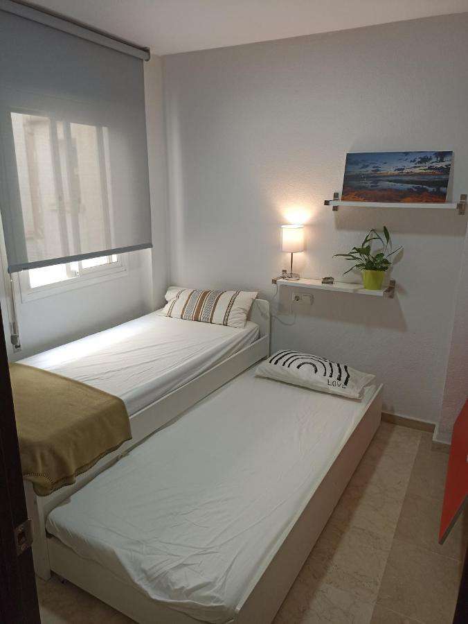 Confortable Habitacion Centrica En Piso Privado Málaga Kültér fotó