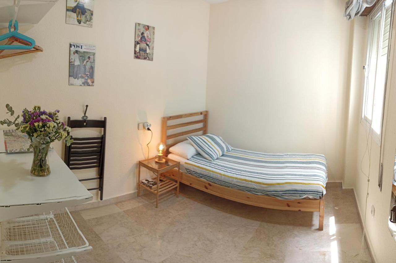 Confortable Habitacion Centrica En Piso Privado Málaga Kültér fotó