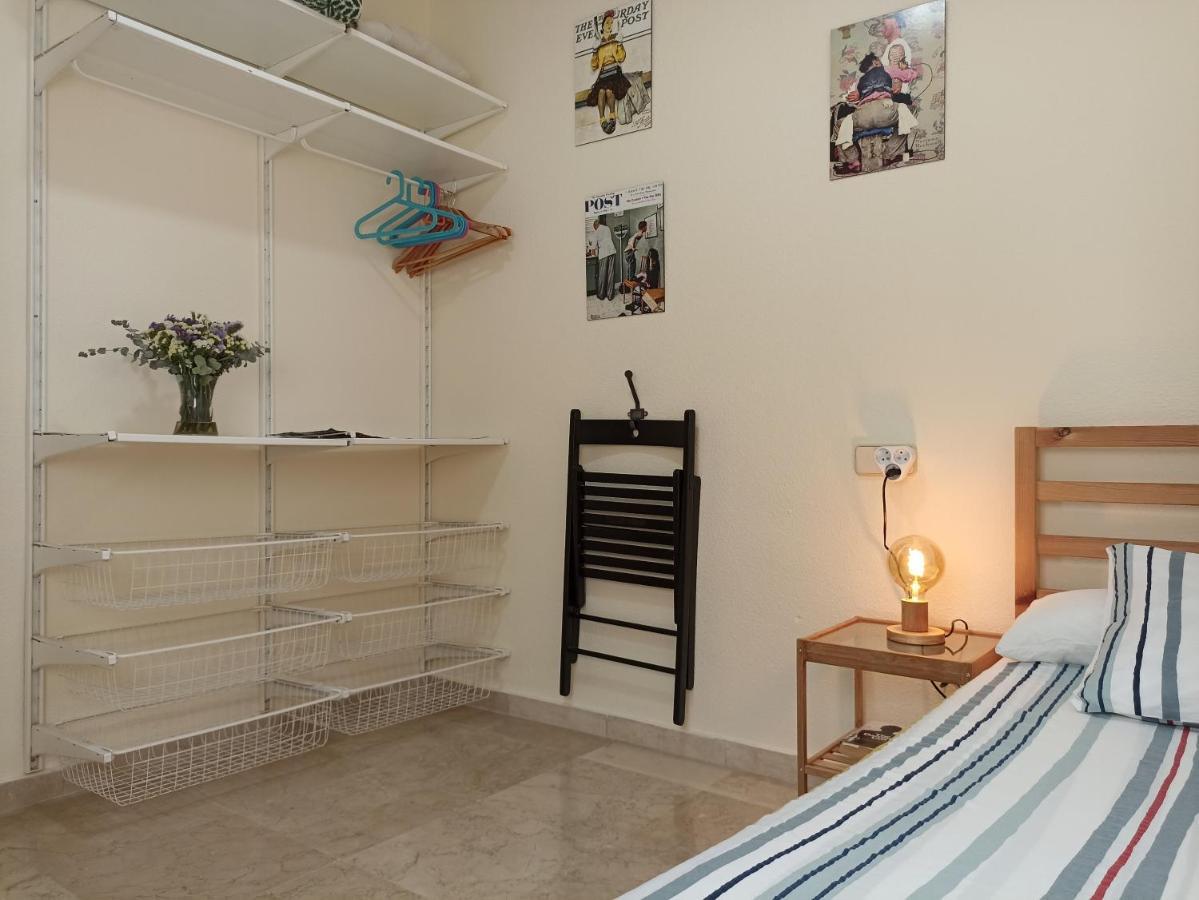 Confortable Habitacion Centrica En Piso Privado Málaga Kültér fotó