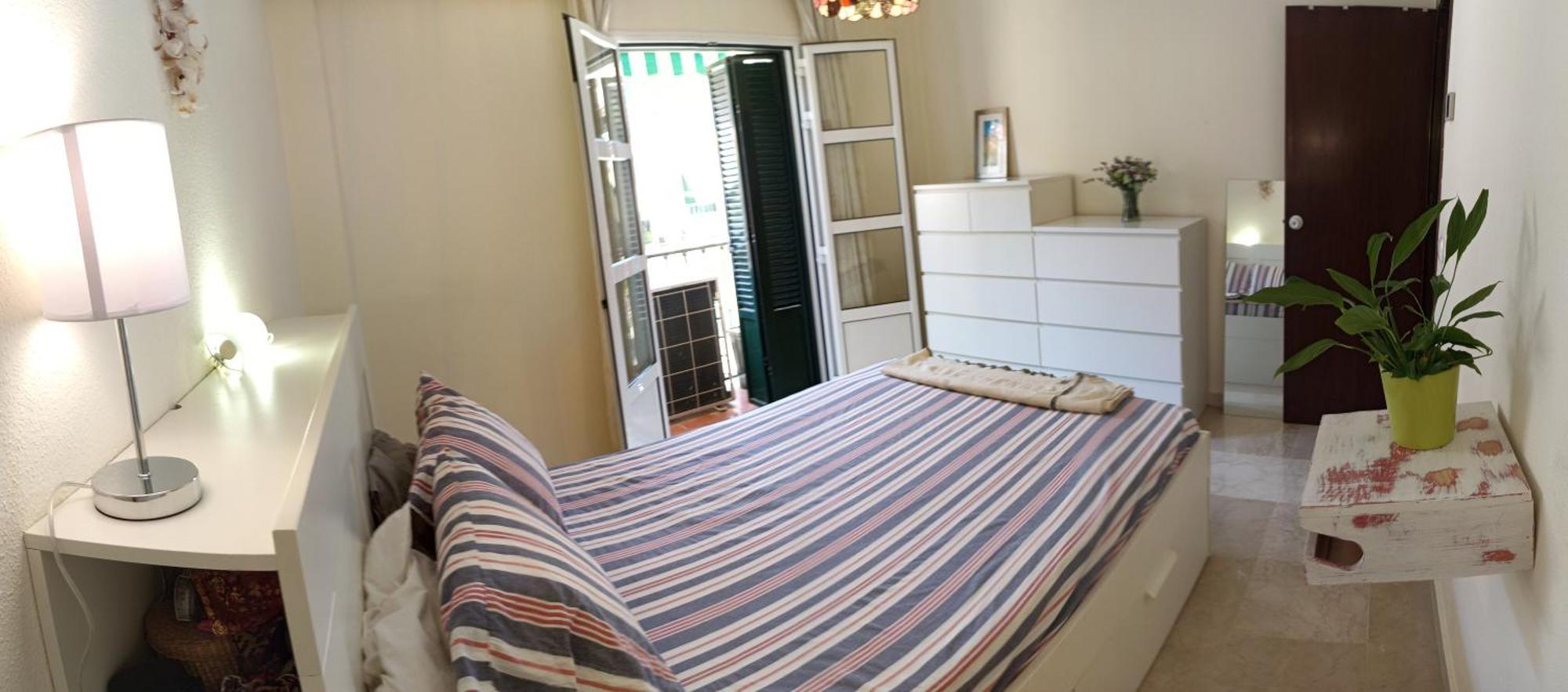 Confortable Habitacion Centrica En Piso Privado Málaga Kültér fotó