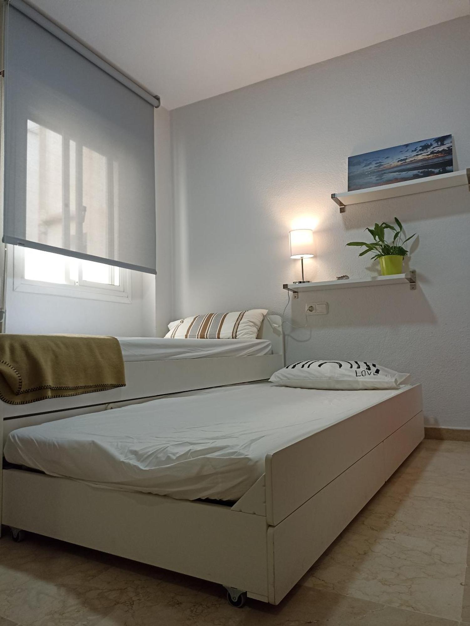 Confortable Habitacion Centrica En Piso Privado Málaga Kültér fotó